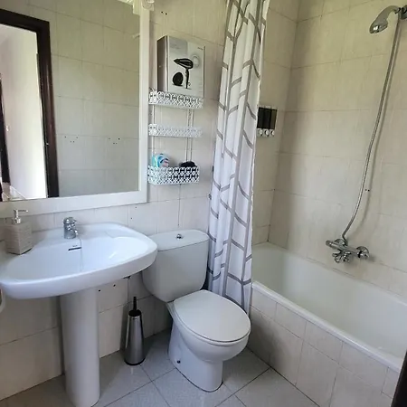 Casa Soengas بيت للعطل